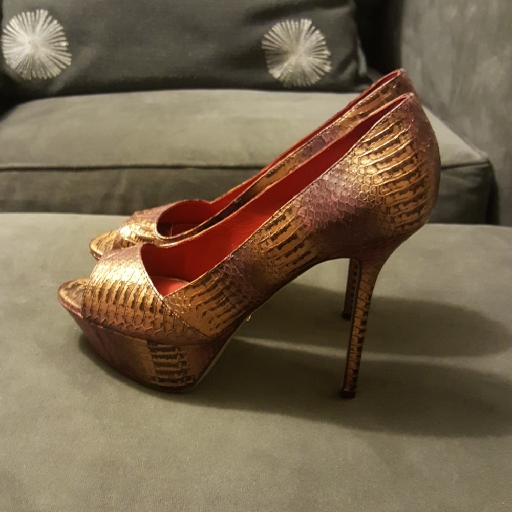 Auth Sergio Rossi heels 37.5 python peep toe New